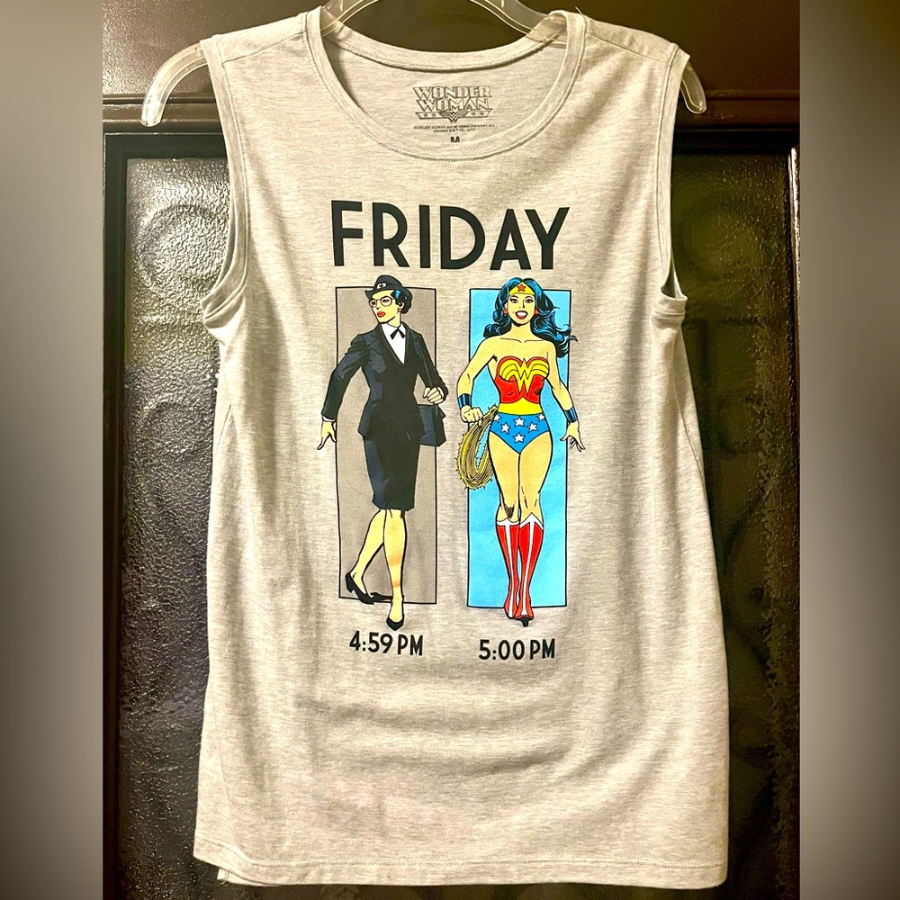 Wonder Woman Friday 5 OClock Women’s Racerback Tank Top Tee Shirt DC Comics WW